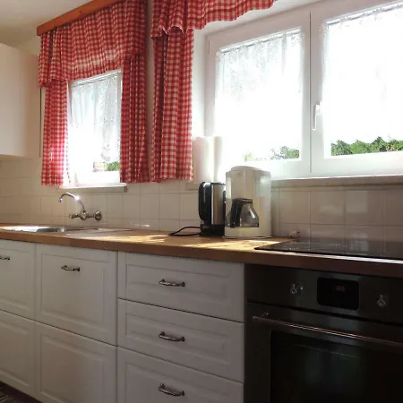 Ferienhaeuser Zak בית נופש