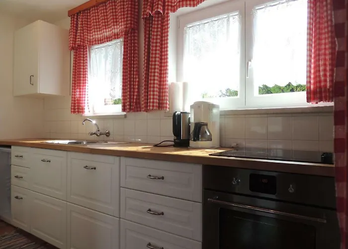 Ferienhaeuser Zak בית נופש